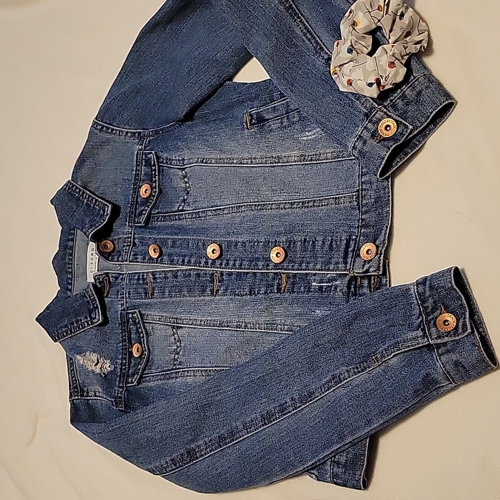 ❣️NEVER WORN Jean Jacket